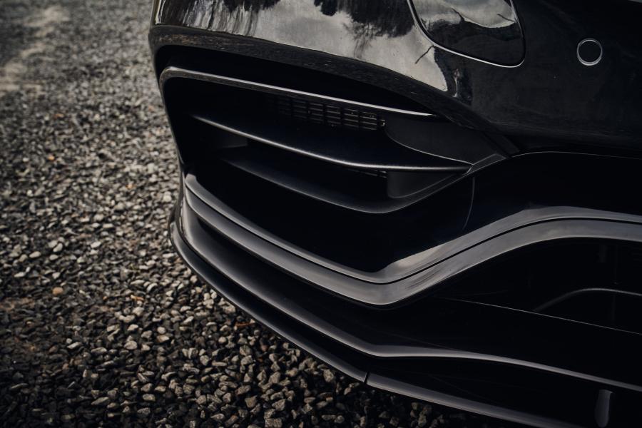 Детали экстерьера Mercedes-AMG C63 S Coupe (C205) 2018 года  (UK) (фото 11 из 40)
